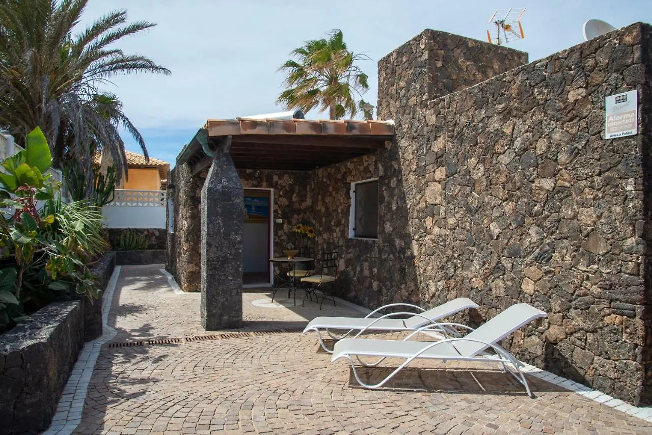 Villa La Golondrina - Beach Froont Corralejo Spain