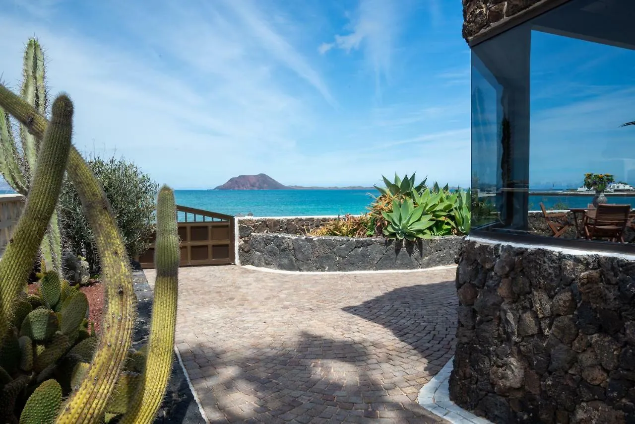 Villa La Golondrina - Beach Froont Corralejo