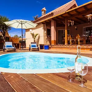 Hibiscus Centrum Private Pool Family Villa